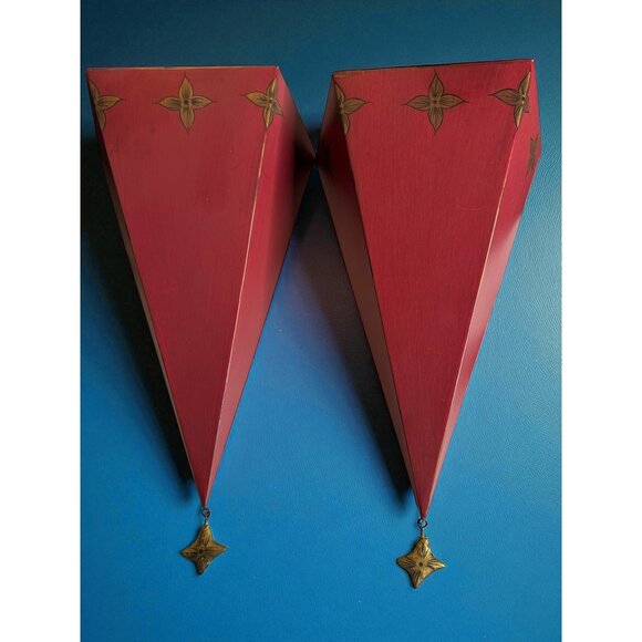 Pair Of Southern Living Red Metal Wall Sconces With Gold Star Accents & Hanging - Picture 3 of 9
